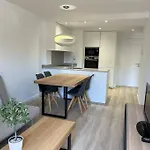 Nice New Flat Near The Beach