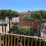 Nice New Flat Near The Beach